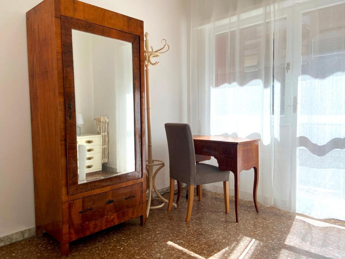 Trastevere For You... 3 Bedrooms Apartment روما المظهر الخارجي الصورة