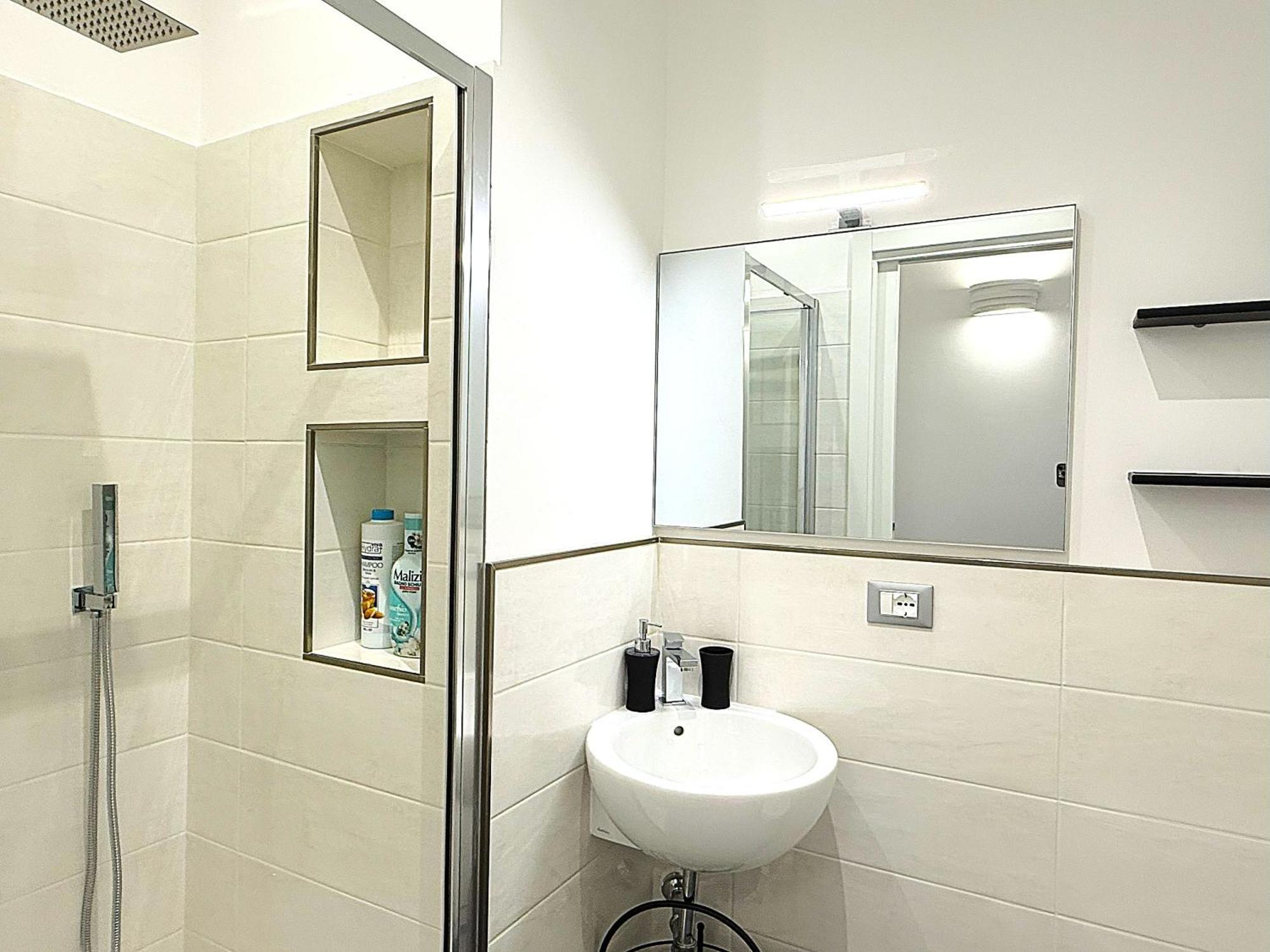 Trastevere For You... 3 Bedrooms Apartment روما المظهر الخارجي الصورة